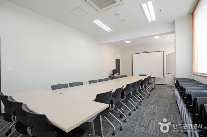 부산 중구_토요코인호텔(중앙동점)_부대시설(세미나실)