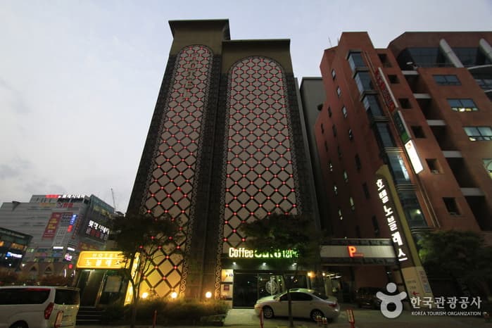 Отель "Ноблесс" (노블레스호텔)