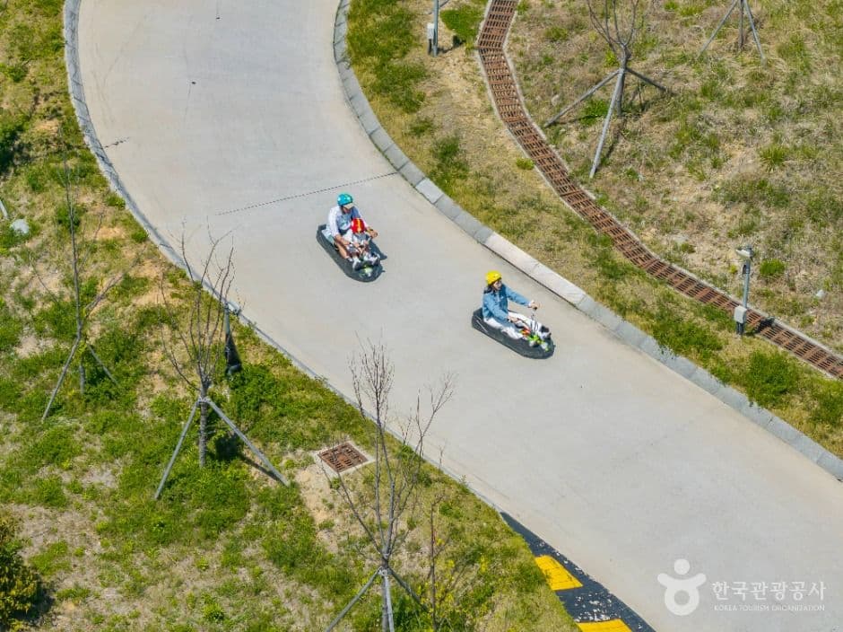 Skyline Luge斜坡滑車(釜山)(스카이라인 루지 부산)