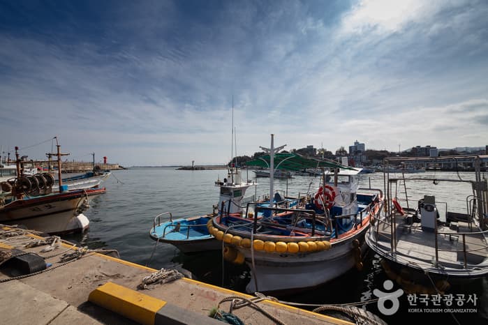 Puerto de Namae (남애항)