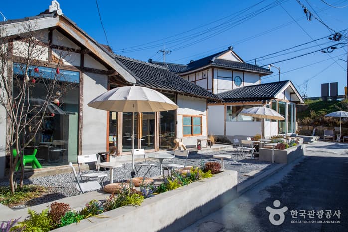 Calles de Myeongju-dong en Gangneung (강릉 명주동 거리)