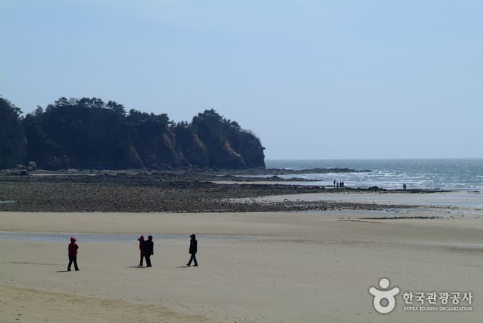 Пляж Пэксачжан (백사장해수욕장)