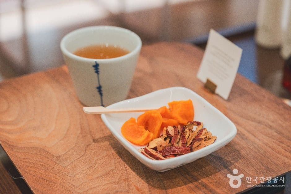 SPA 1978彤人祕 (SPA 1978 동인비)