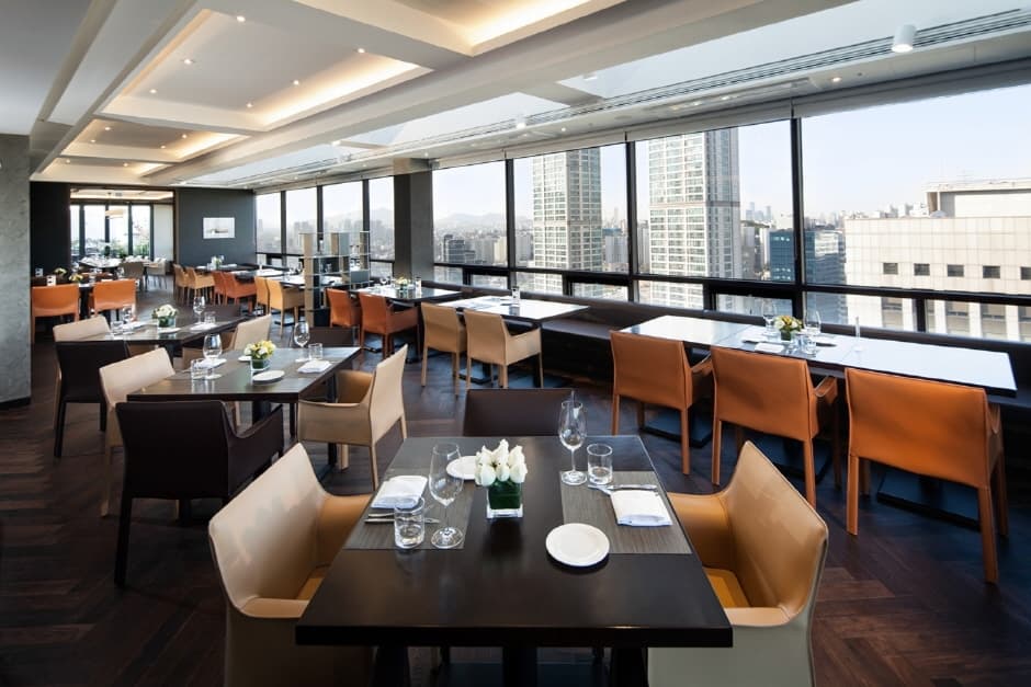 프레이저 플레이스 센트럴 서울_라운지&바