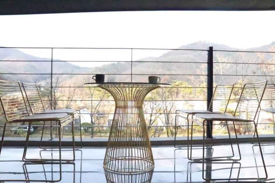 세종시_넘버트웰브_내부_4