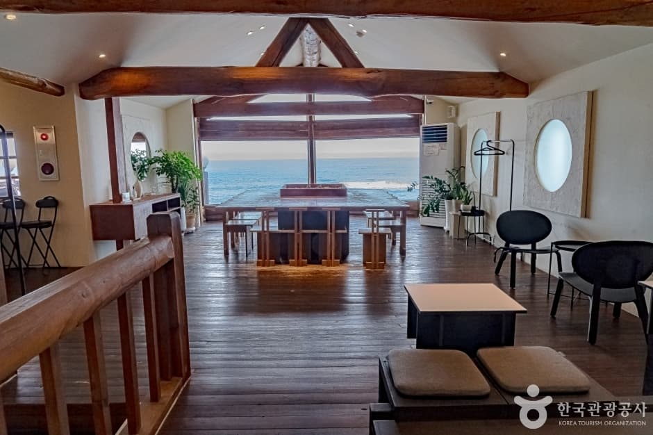 CAFE WOODY(카페우디)