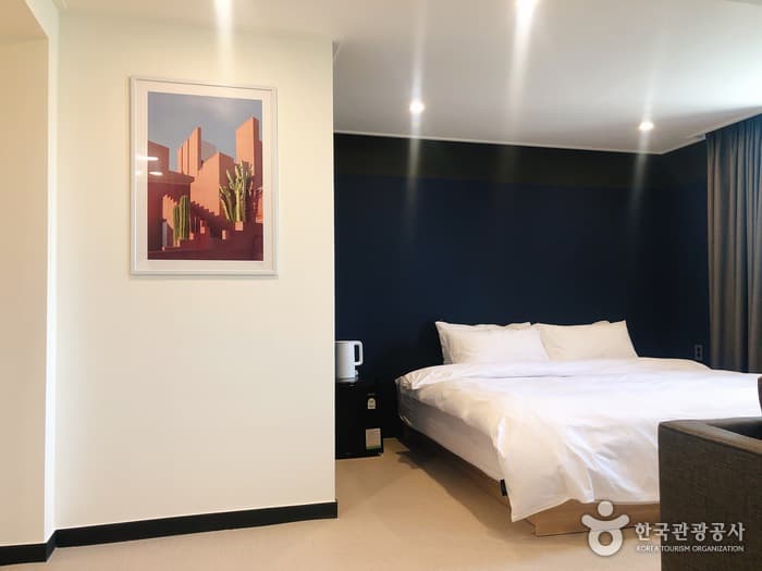 전남_언노운호텔_그랜드 트윈 3