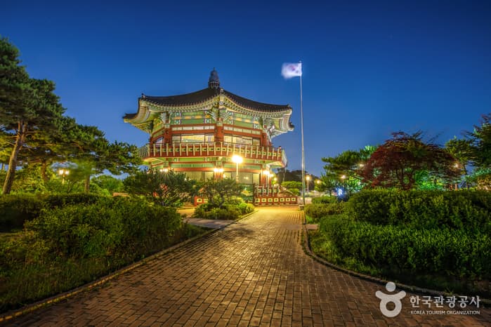 北岳Skyway八角亭(북악스카이 팔각정)