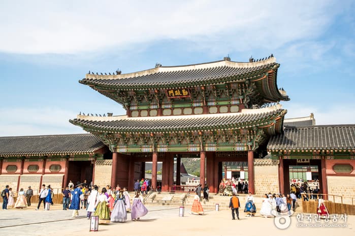 Palais Gyeongbokgung (경복궁)