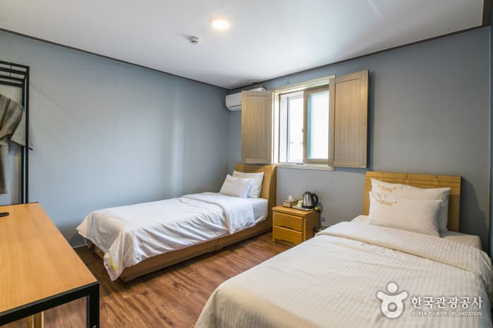경기도_가평군_더스테이호텔_트윈룸1
