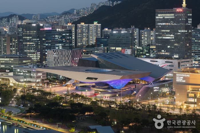 Пусанский киноцентр (부산 영화의 전당)