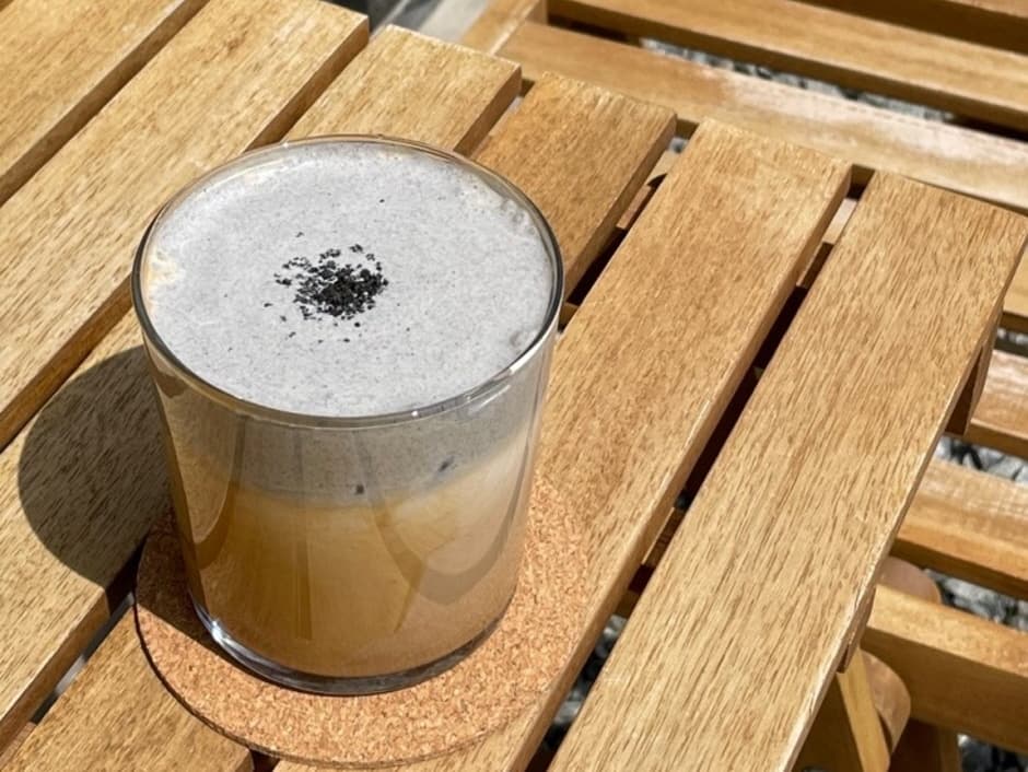 충북_청주시_카페까망_음료