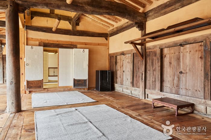 경북_안동_구름에_계남고택_안채2