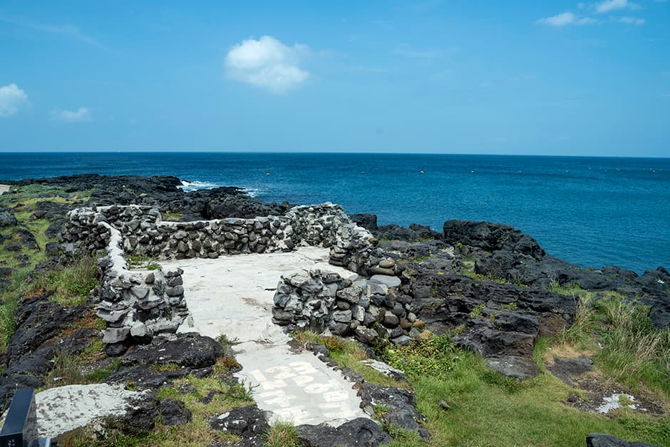 旧厳浦(구엄포구)