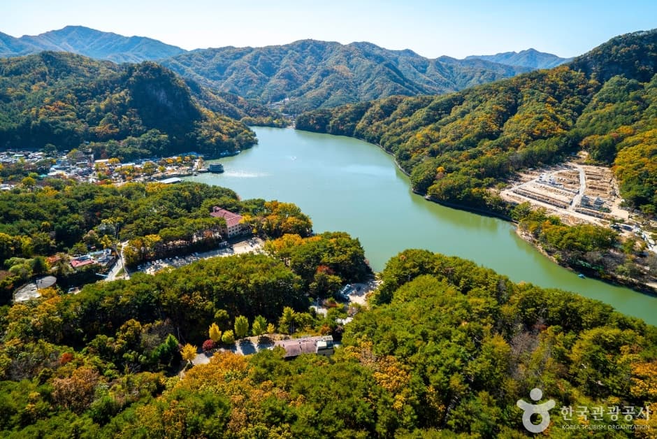 Lago Sanjeong de Pocheon (포천 산정호수)