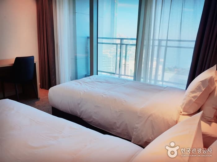 부산_라비드아틀란호텔_프라임 디럭스 오션 트윈 1