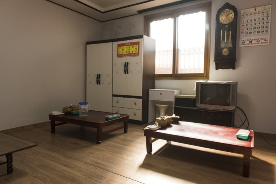 충남_보령시_황해원_내부