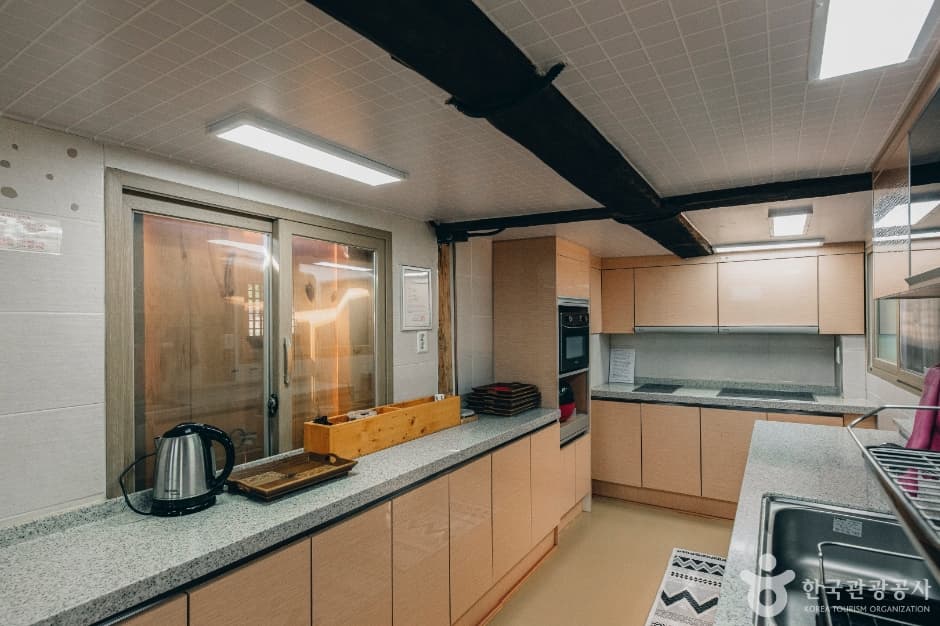 흥해배씨임연재종택_공용주방