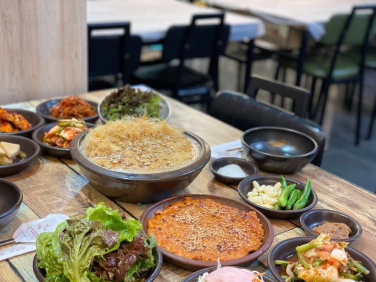 경북_청송군_명궁약수가든_음식_2