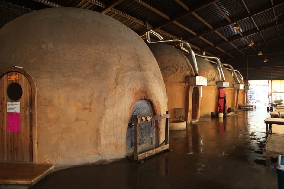 トダム堅炭スッカマ(토담참숯가마)