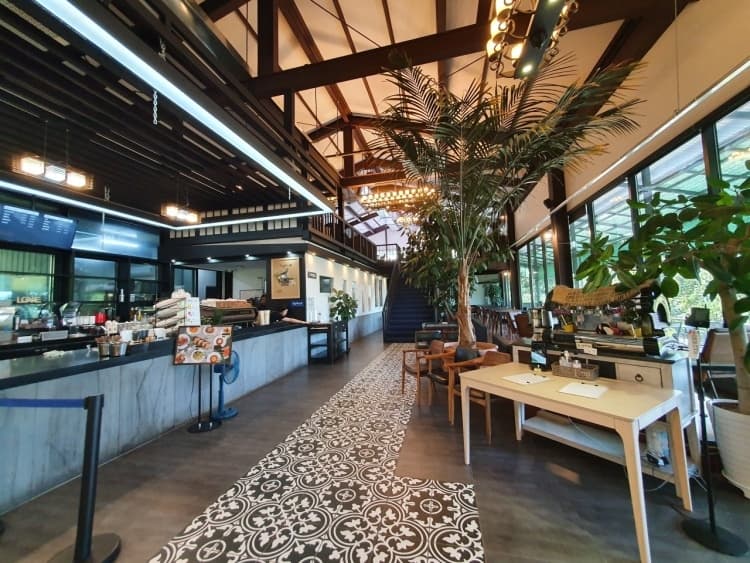 대구시_동구_브런치달랏_내부_2