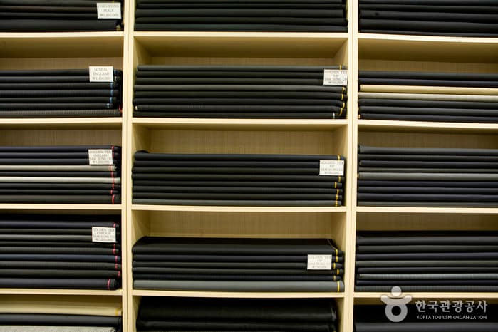 이태원 해밀턴셔츠 내부_9