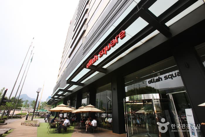 KT Square (KT스퀘어)