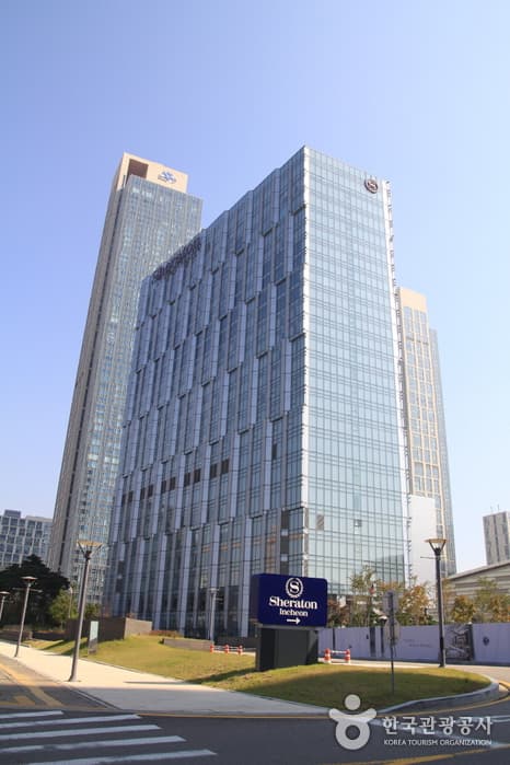 Sheraton Grand Incheon Hotel (쉐라톤 그랜드 인천 호텔)