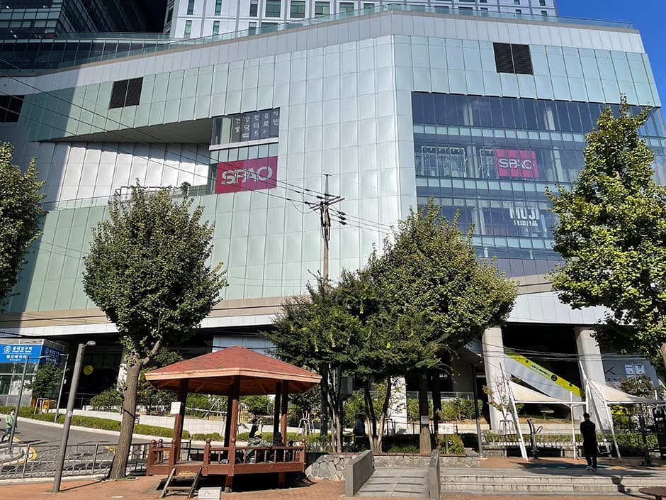 서울_마포구_AK_홍대_사진1