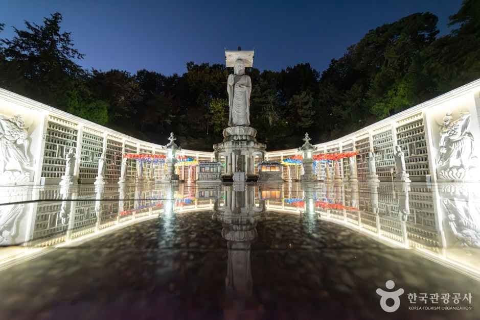 Templo Bongeunsa en Seúl (봉은사(서울))