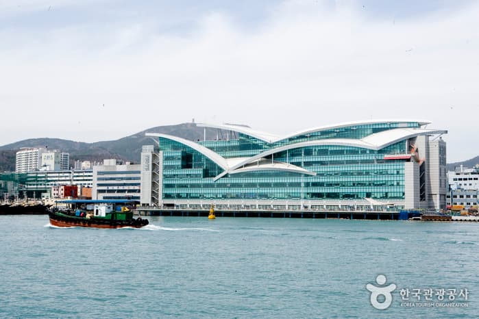 자갈치시장 외부_1