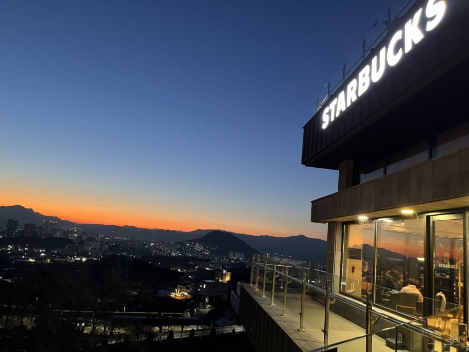 스타벅스 춘천구봉산R _5