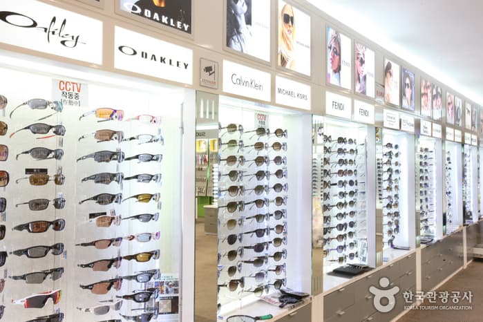 롯데면세점(월드점)_80