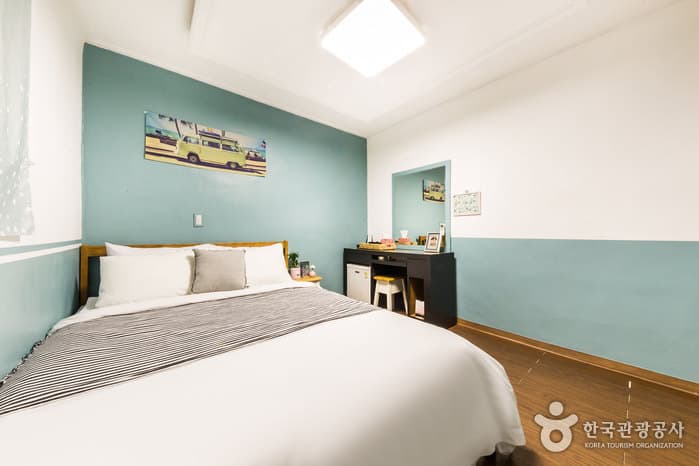 서울_신촌 시스터즈_2인실 3