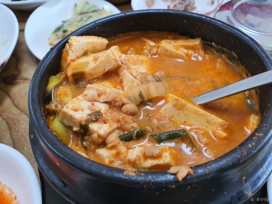 경기도_용인시_금성식당_음식1