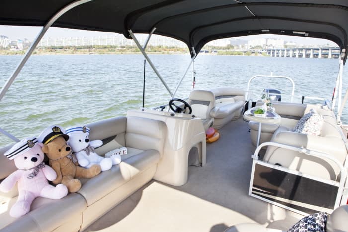 골든블루마리나_리무진 보트2