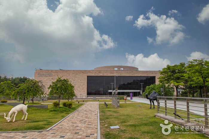 Museo Nacional de Chuncheon (국립춘천박물관)