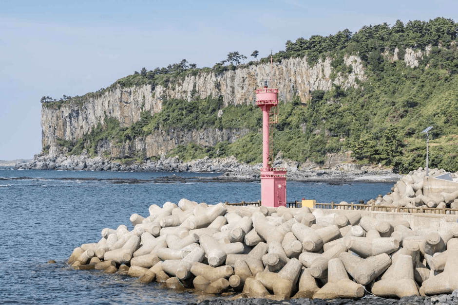 泉水峭壁(박수기정)