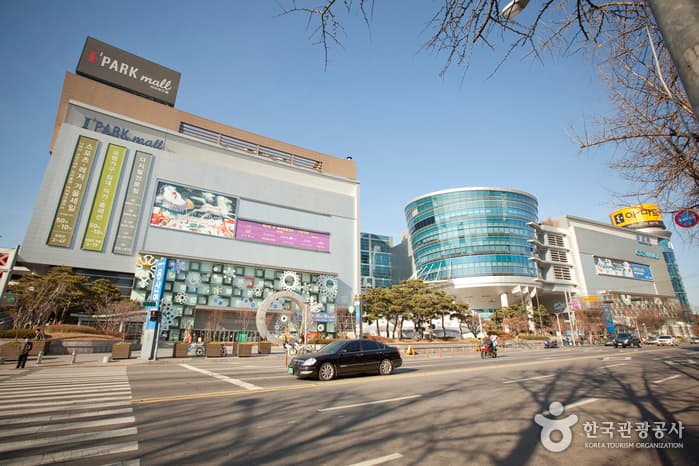 I'Park Mall (Sucursal de Yongsan) (아이파크몰 용산점)